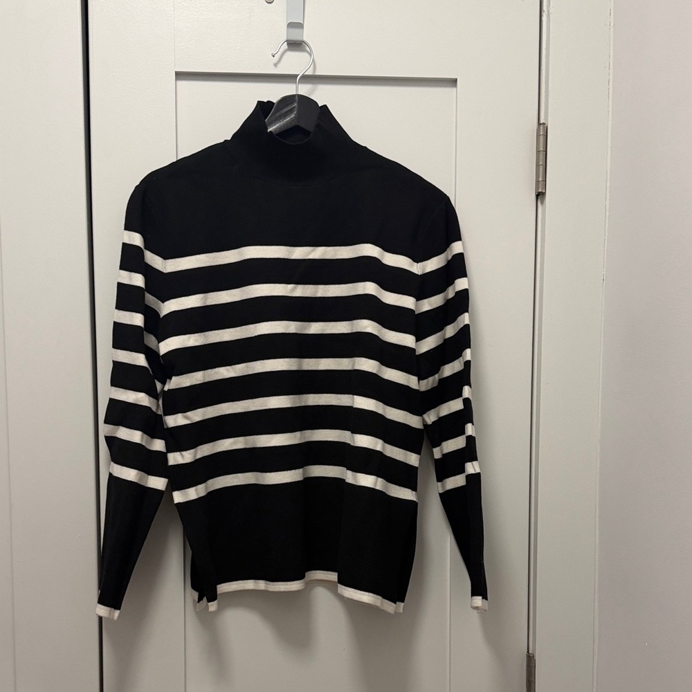 H&M Black and White Striped Turtleneck Sweater